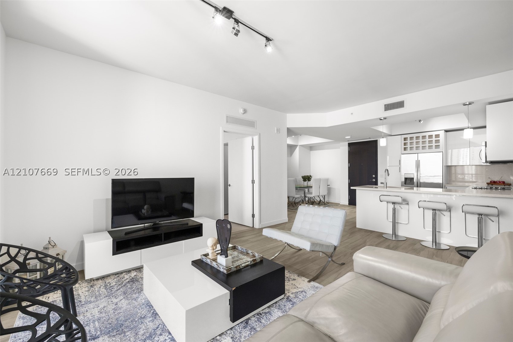 999 SW 1st Ave #2611, Miami FL 33130