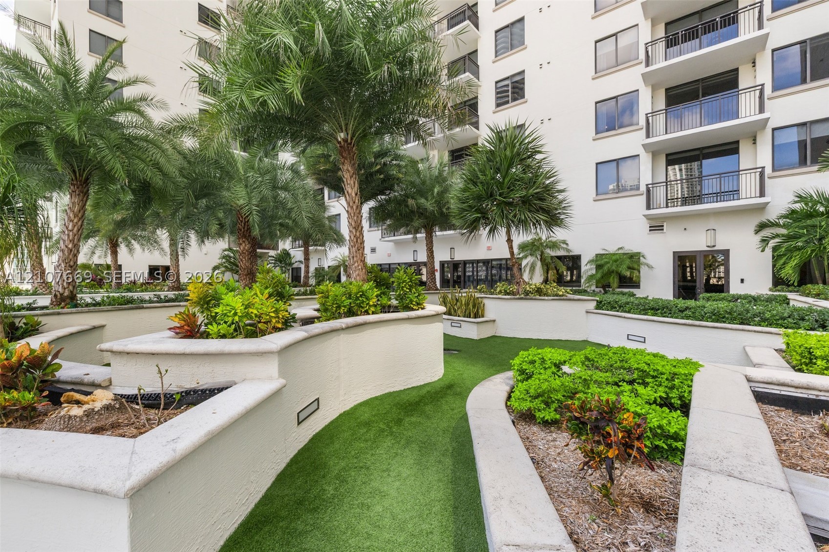 999 SW 1st Ave #2611, Miami FL 33130