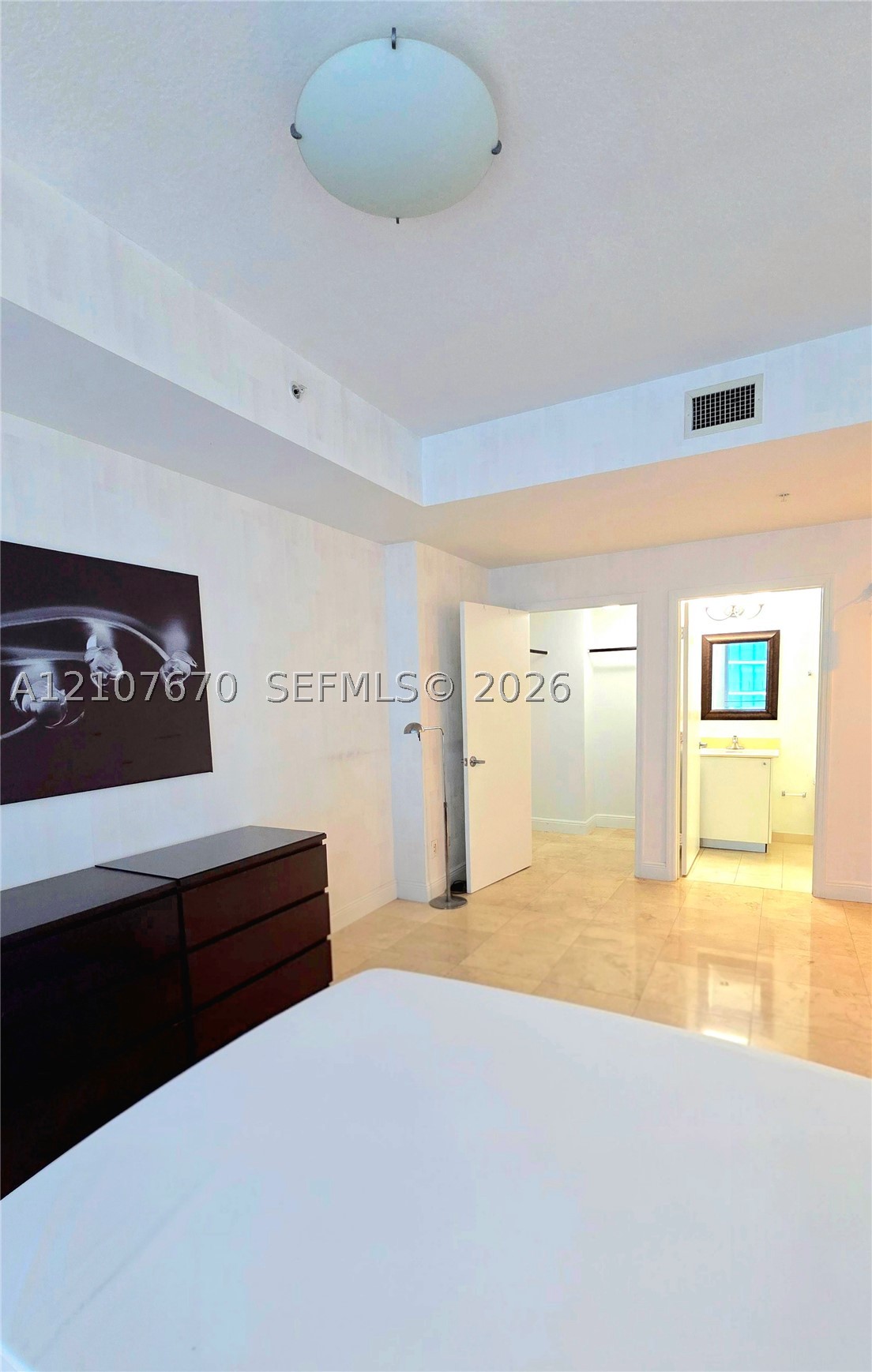 60 SW 13th St #2210, Miami FL 33130