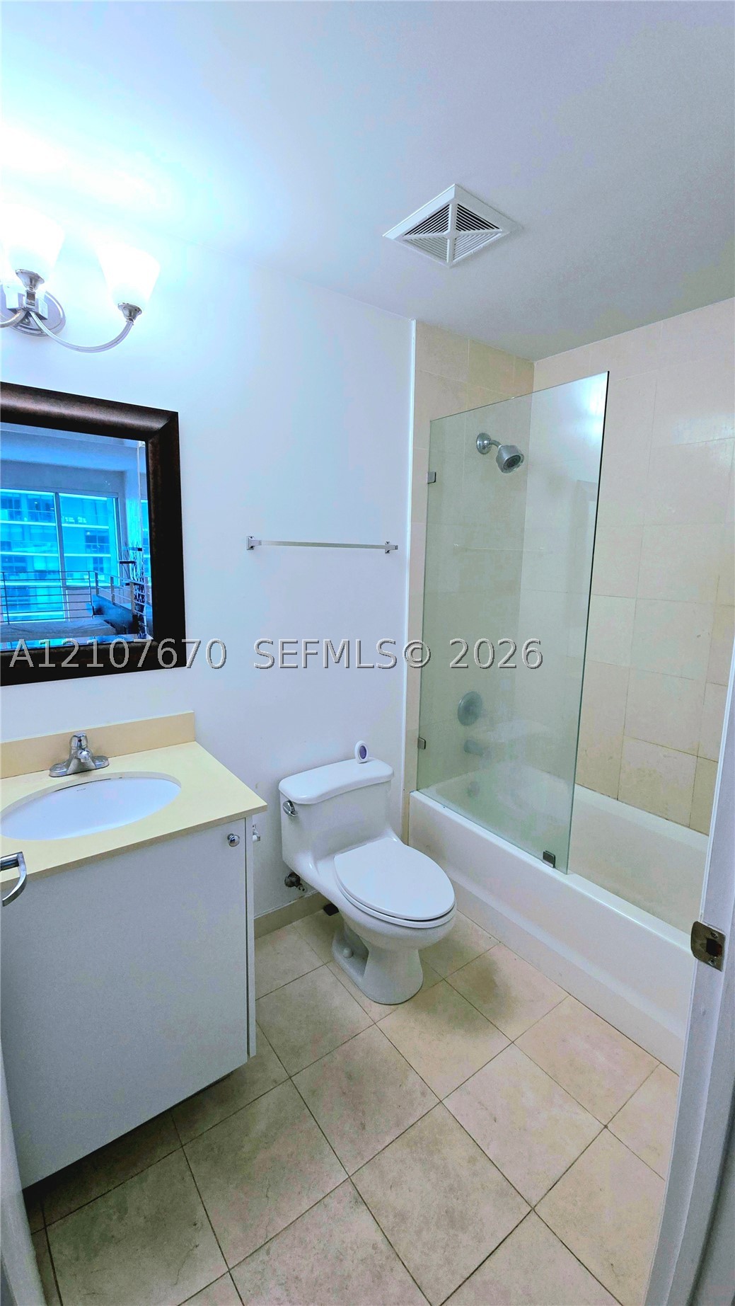 60 SW 13th St #2210, Miami FL 33130