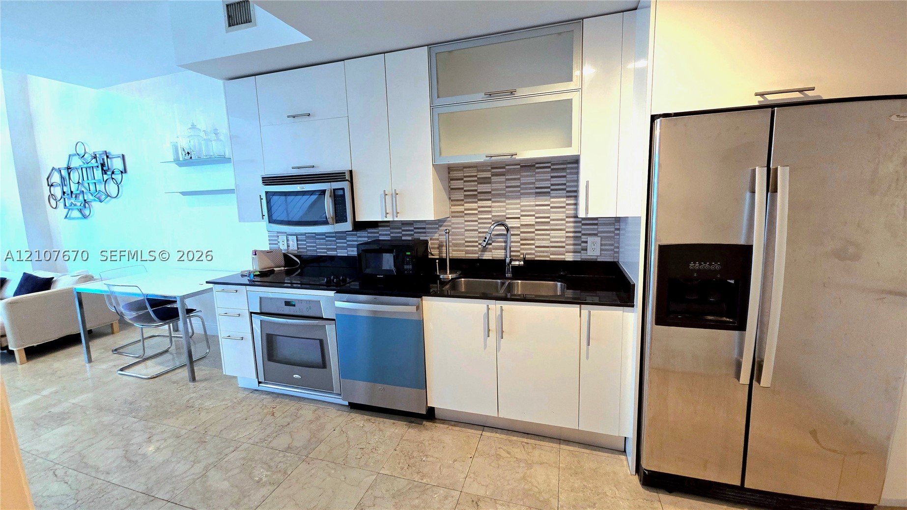 60 SW 13th St #2210, Miami FL 33130