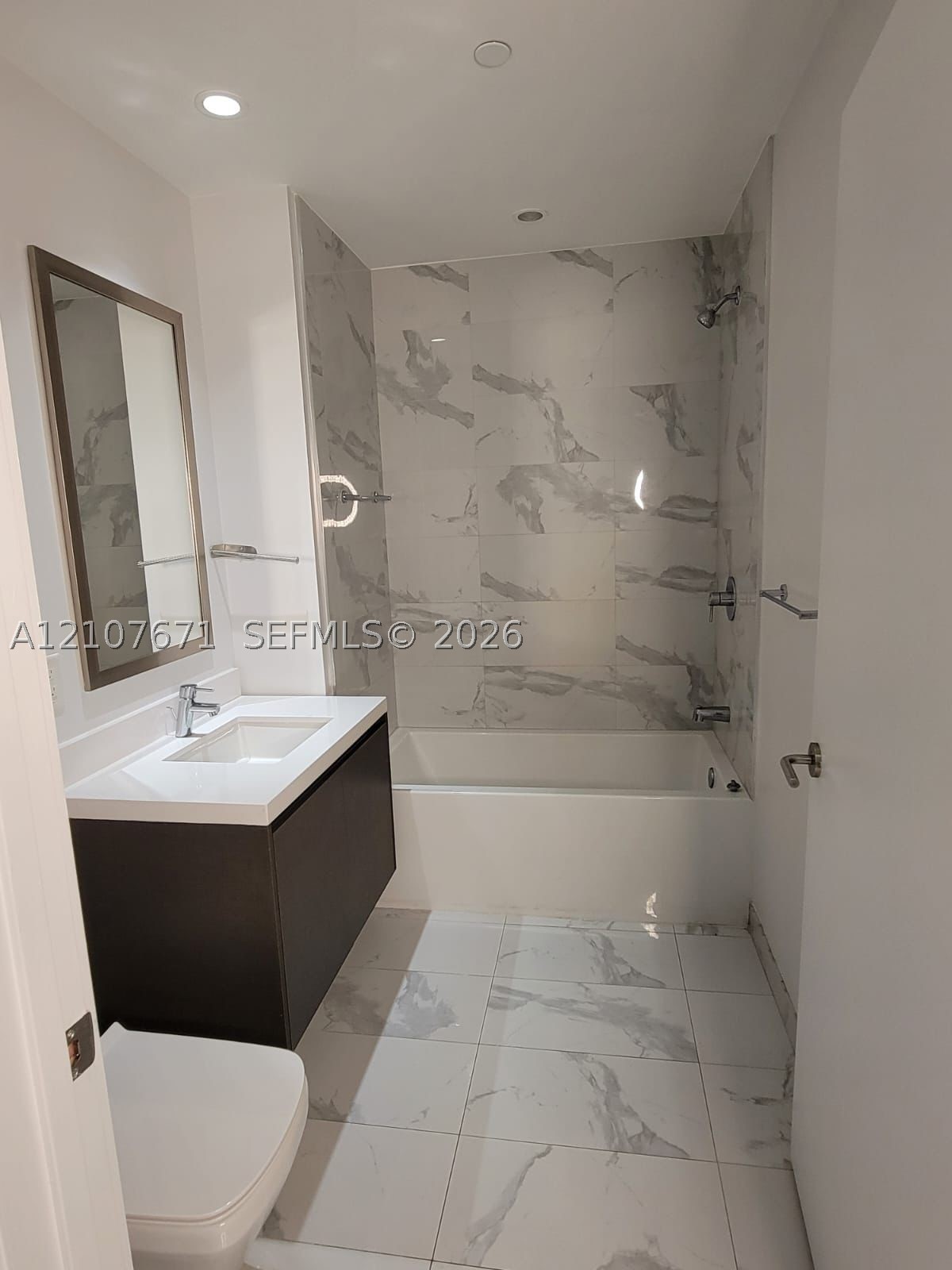 851 NE 1st Ave #4306, Miami FL 33132