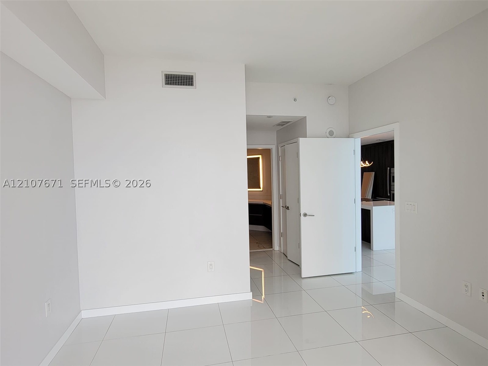 851 NE 1st Ave #4306, Miami FL 33132