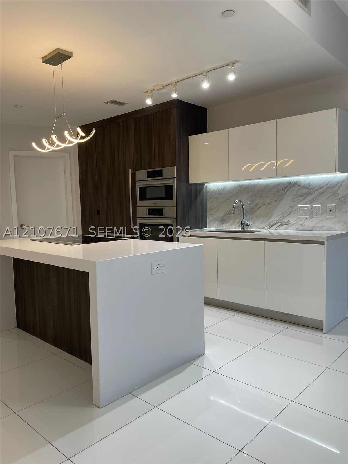 851 NE 1st Ave #4306, Miami FL 33132