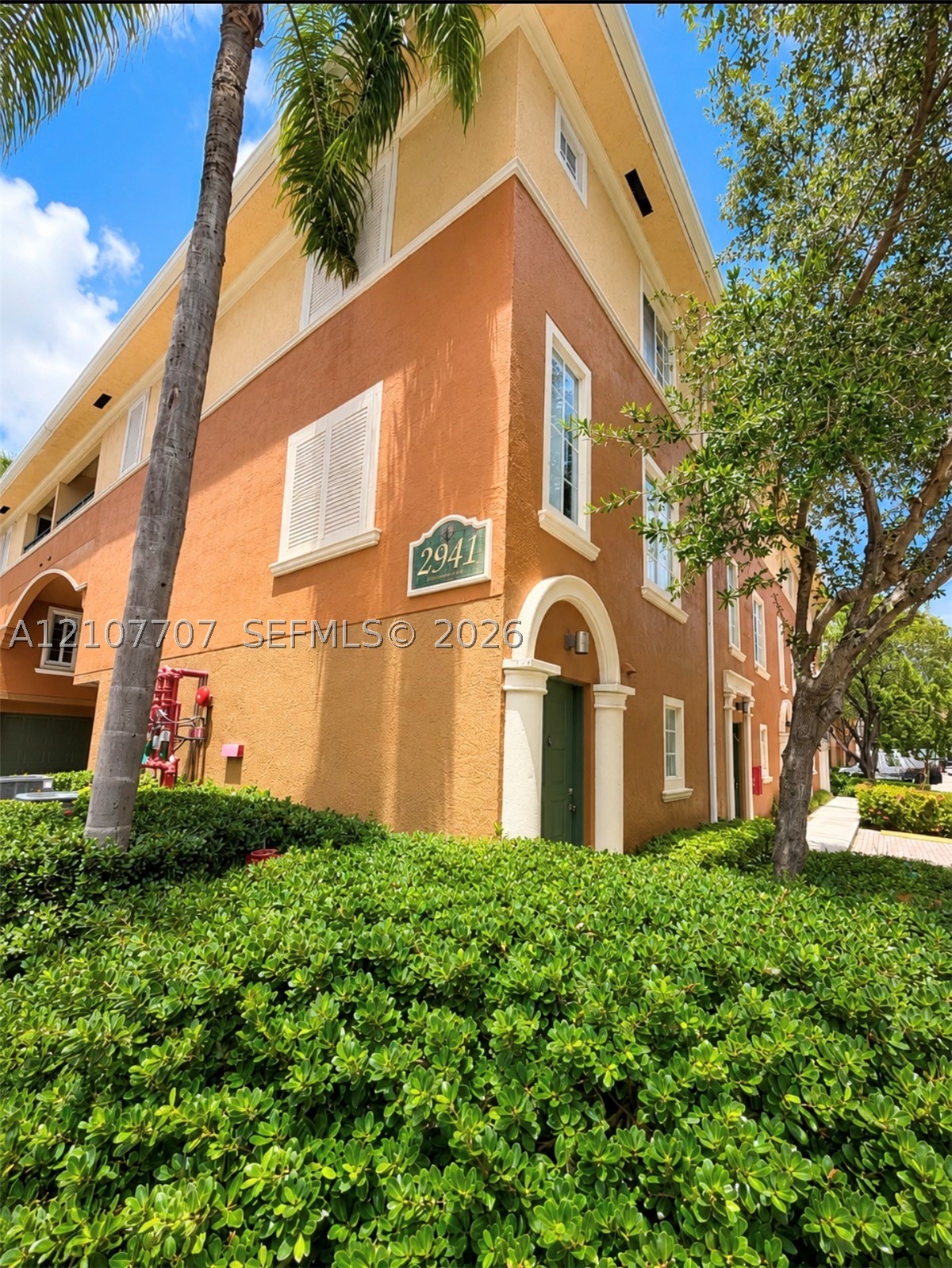 2941 NE 185th St #1311, Aventura FL 33180