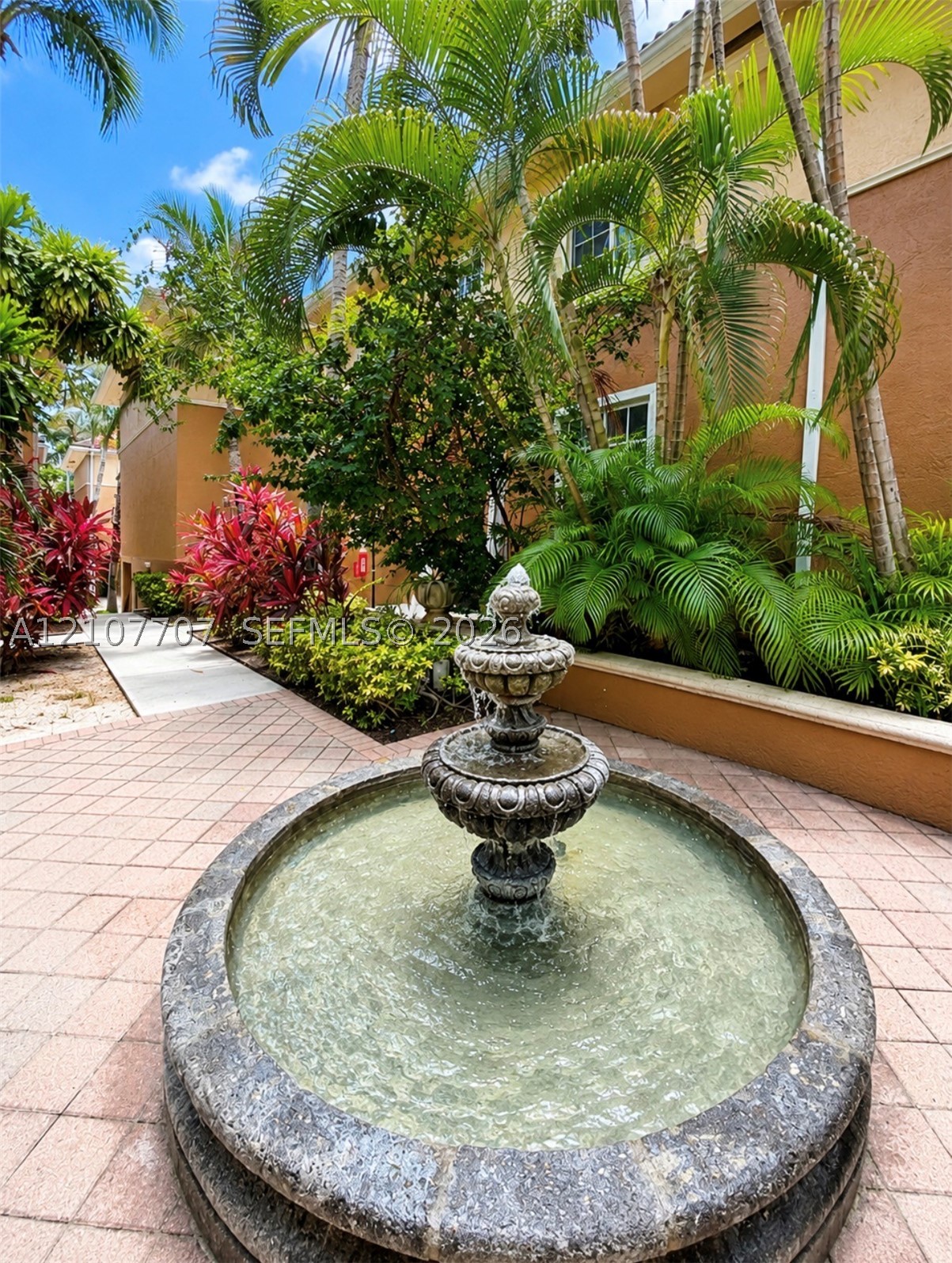 2941 NE 185th St #1311, Aventura FL 33180