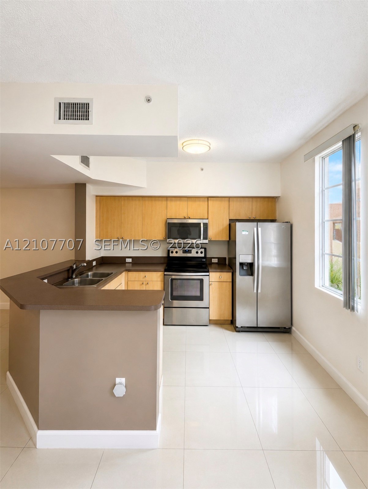 2941 NE 185th St #1311, Aventura FL 33180