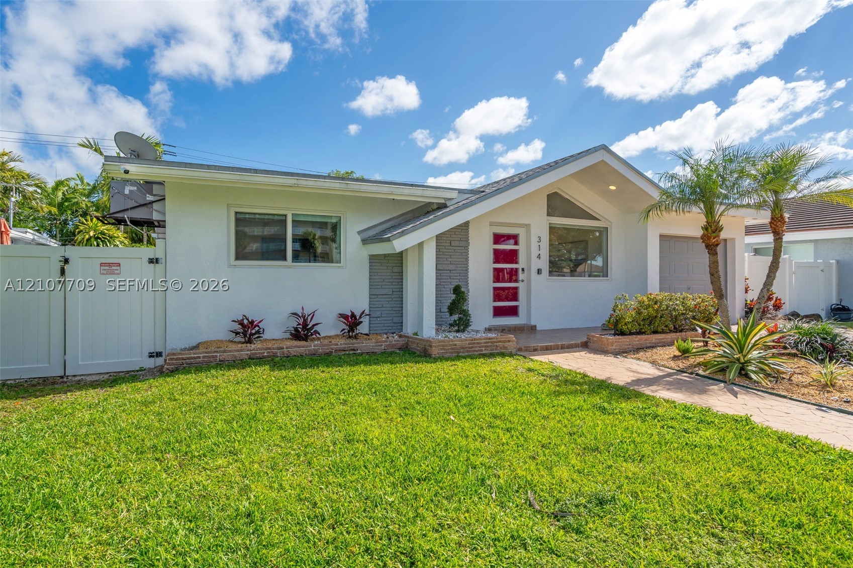 314 SE 3rd St #314, Dania Beach FL 33004