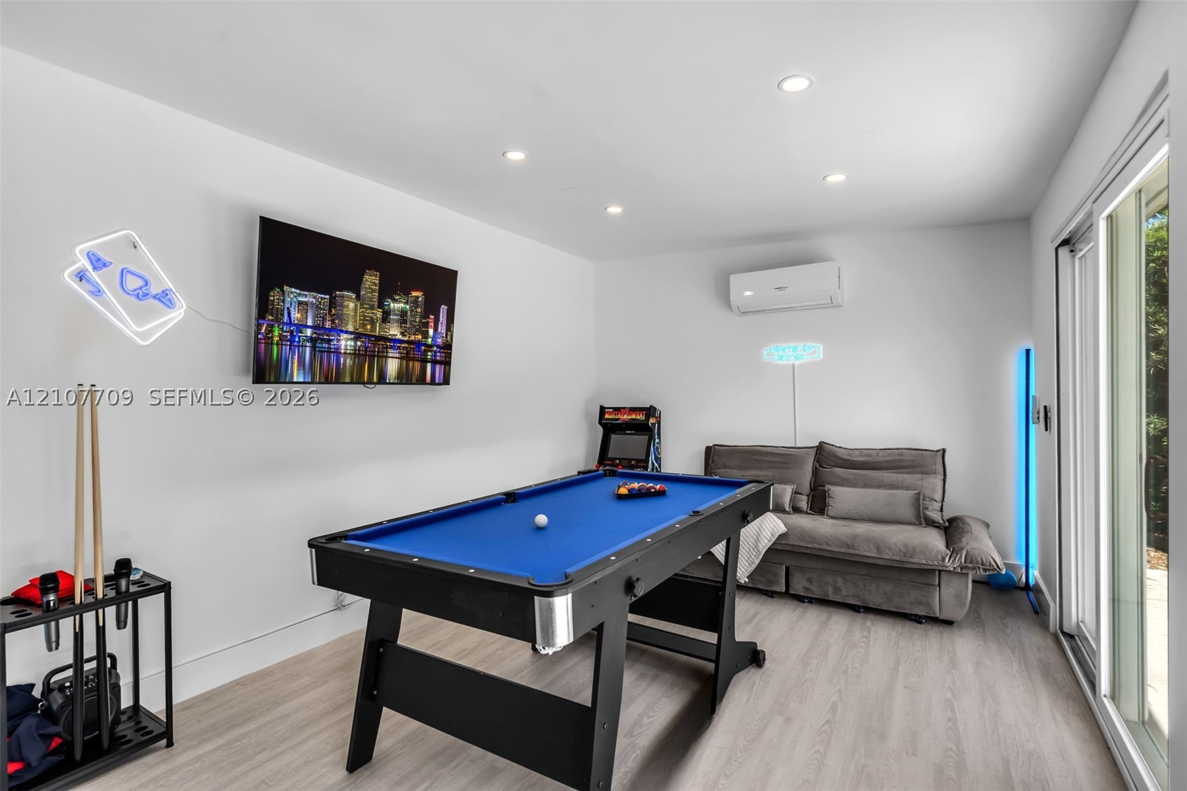 314 SE 3rd St #314, Dania Beach FL 33004