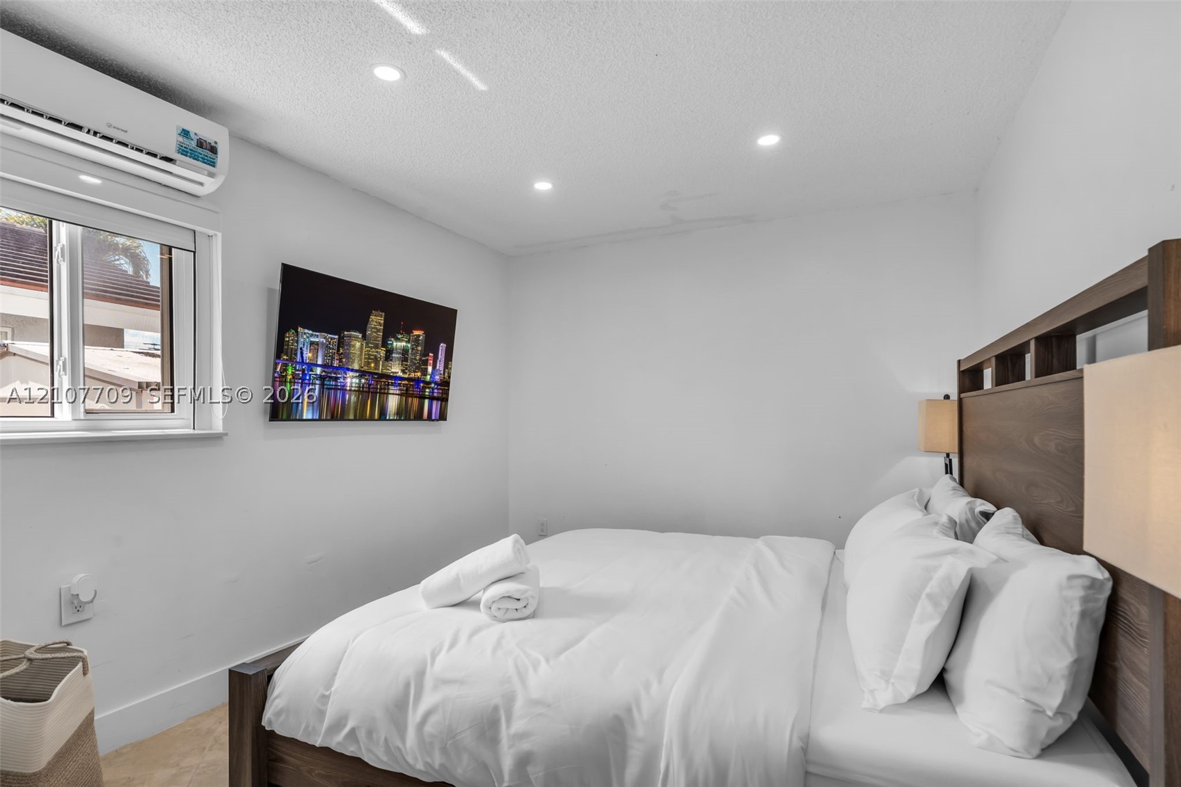 314 SE 3rd St #314, Dania Beach FL 33004