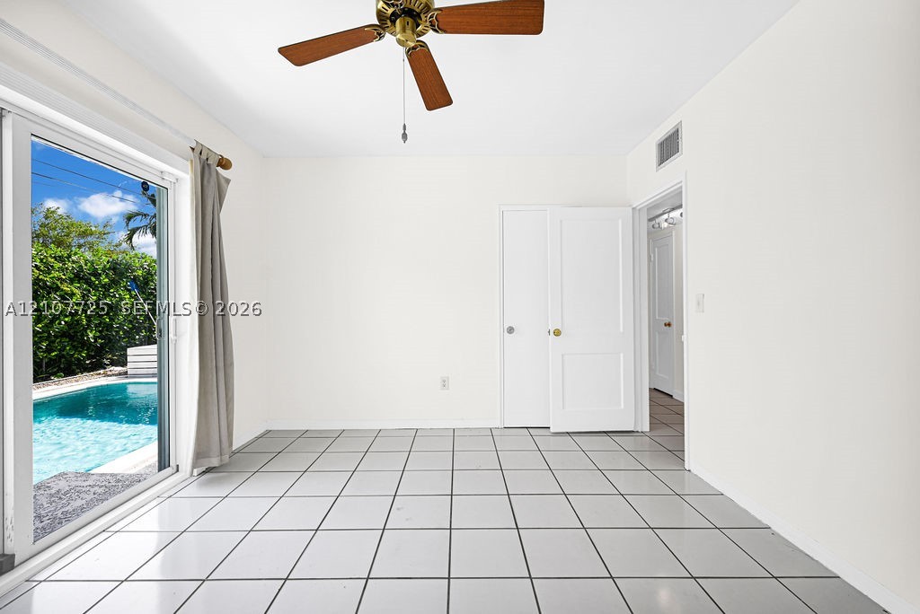 5960 SW 47th St #1, Miami FL 33155