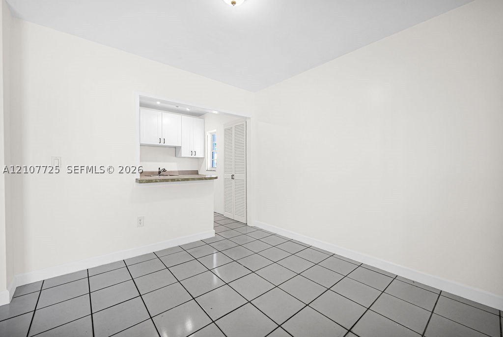 5960 SW 47th St #1, Miami FL 33155