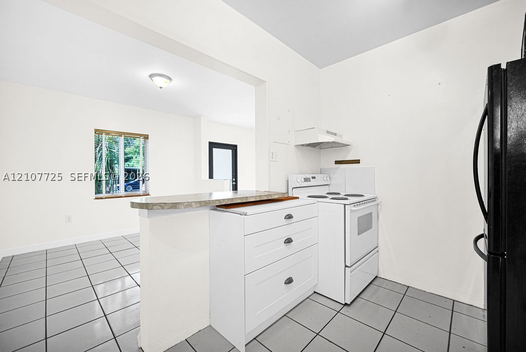 5960 SW 47th St #1, Miami FL 33155