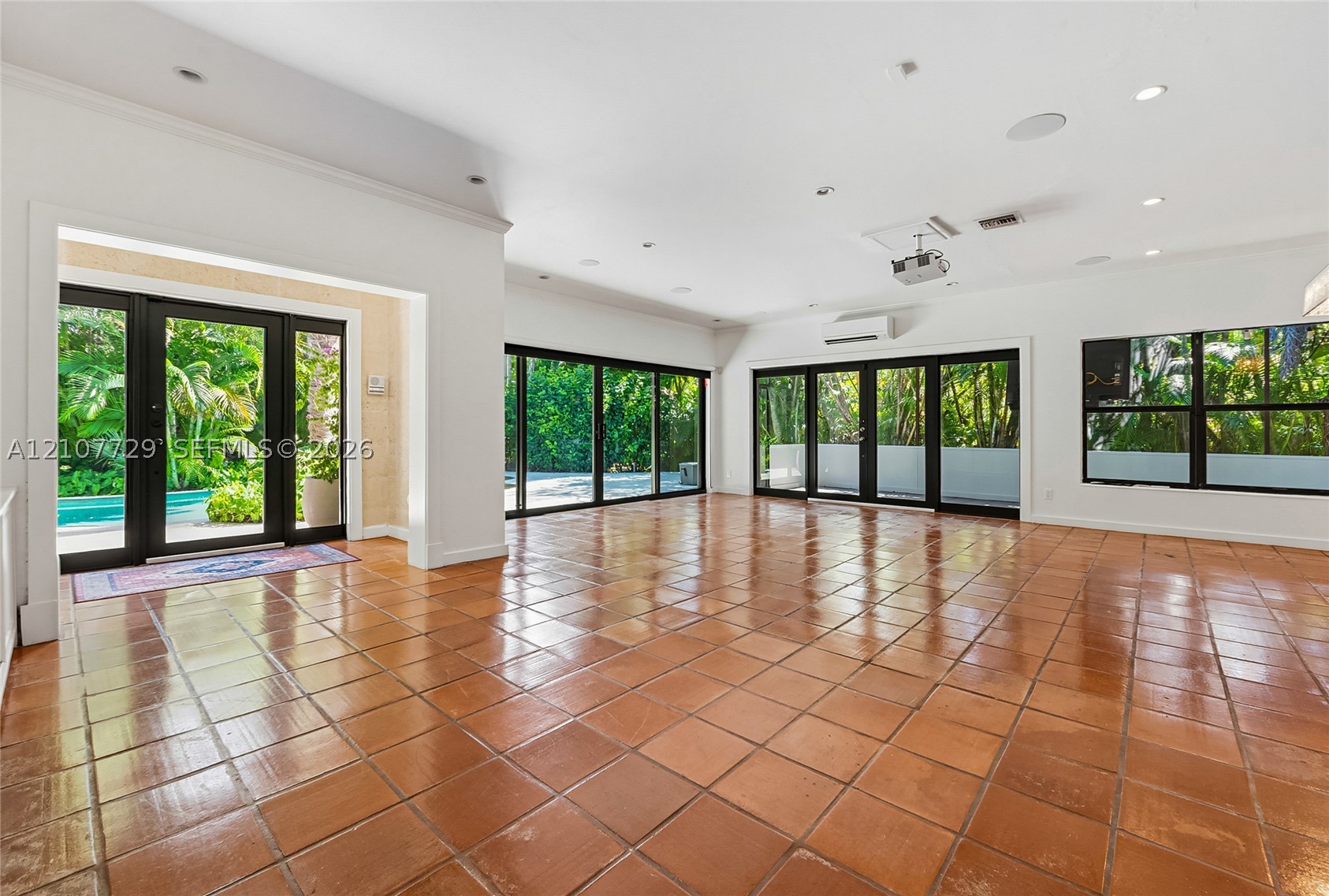 3620 Battersea Rd #3620, Miami FL 33133
