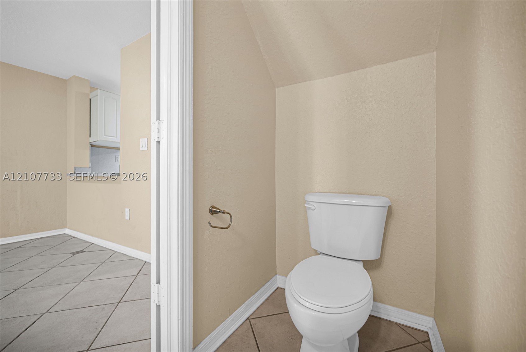19606 SW 103rd Ct #4, Cutler Bay FL 33157