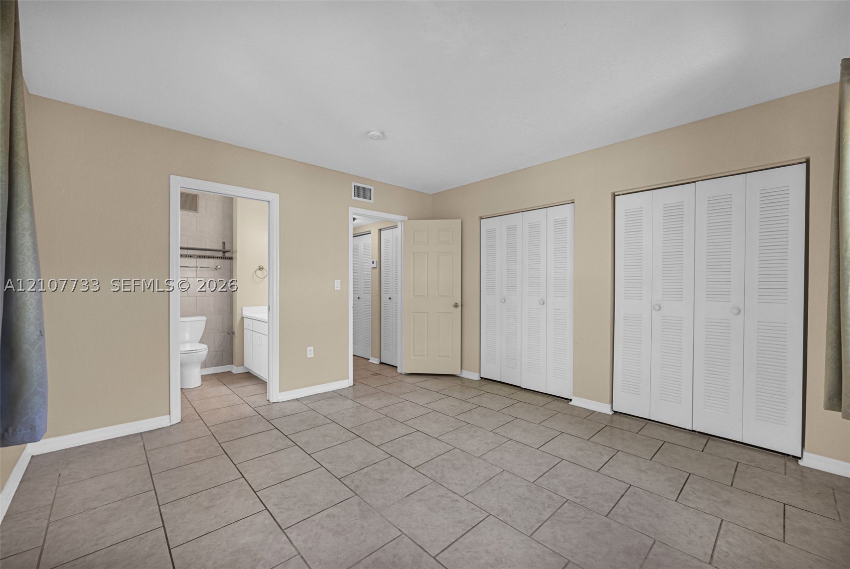 19606 SW 103rd Ct #4, Cutler Bay FL 33157