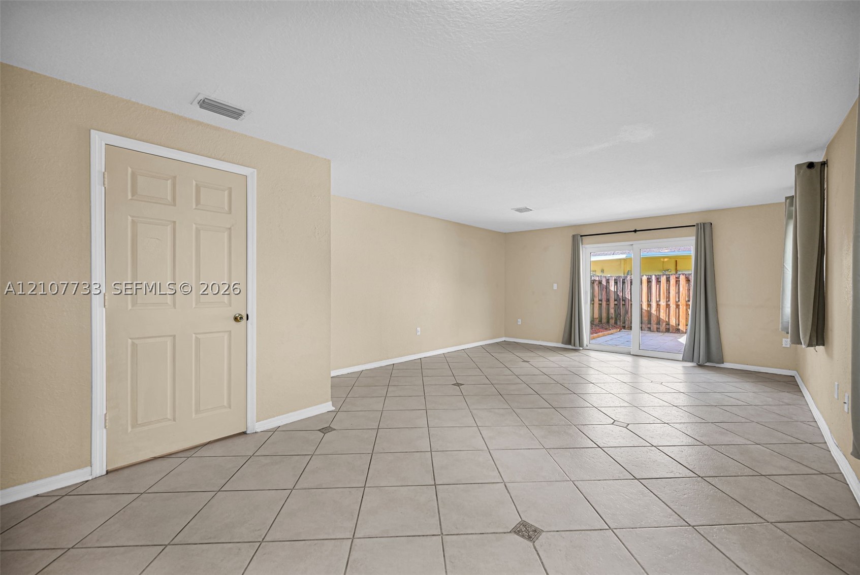 19606 SW 103rd Ct #4, Cutler Bay FL 33157