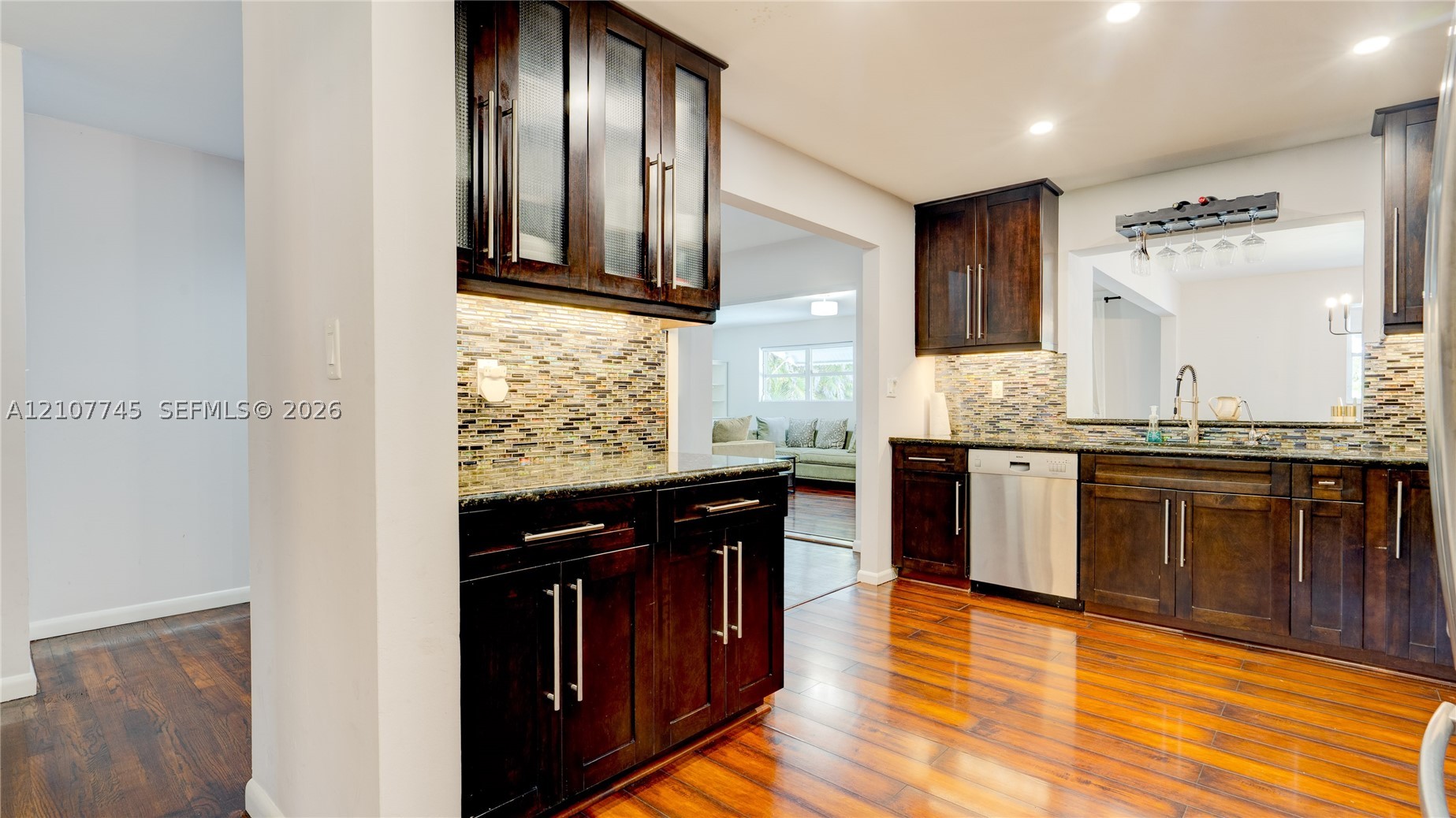 901 NE 8th St, Hallandale Beach FL 33009