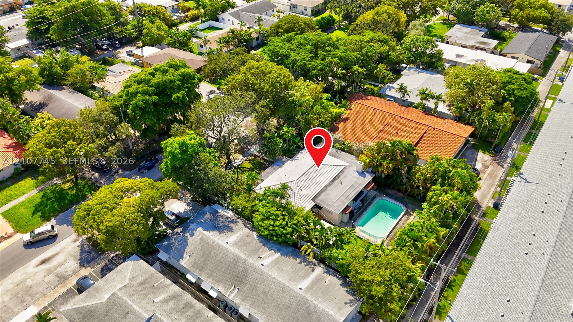 901 NE 8th St, Hallandale Beach FL 33009