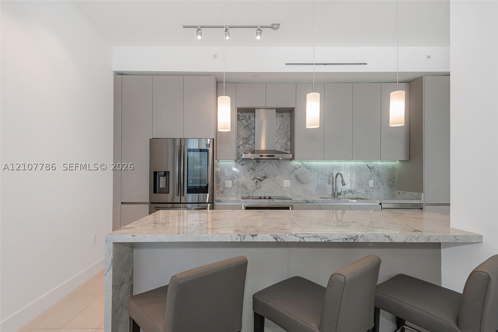 1030 15th St #214, Miami Beach FL 33139
