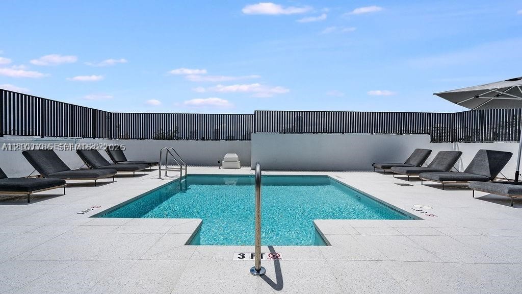1030 15th St #214, Miami Beach FL 33139