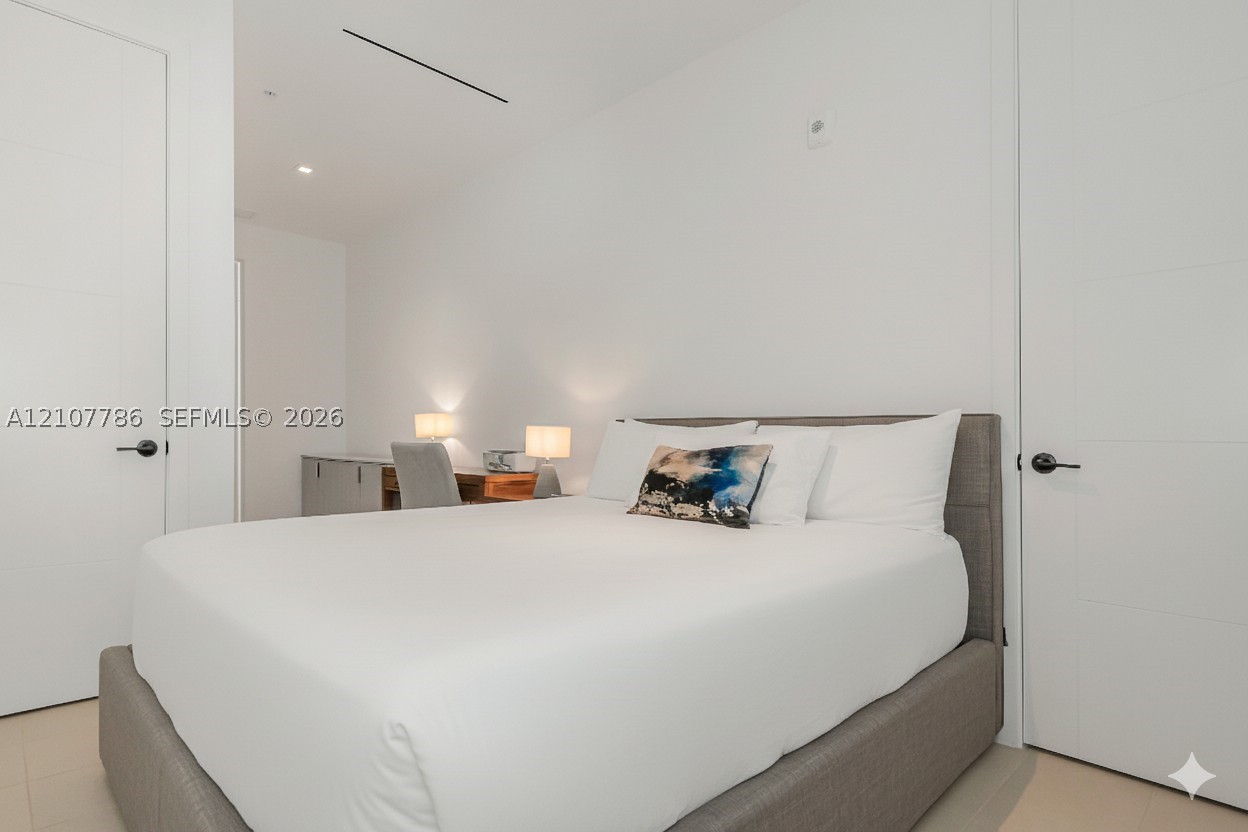 1030 15th St #214, Miami Beach FL 33139