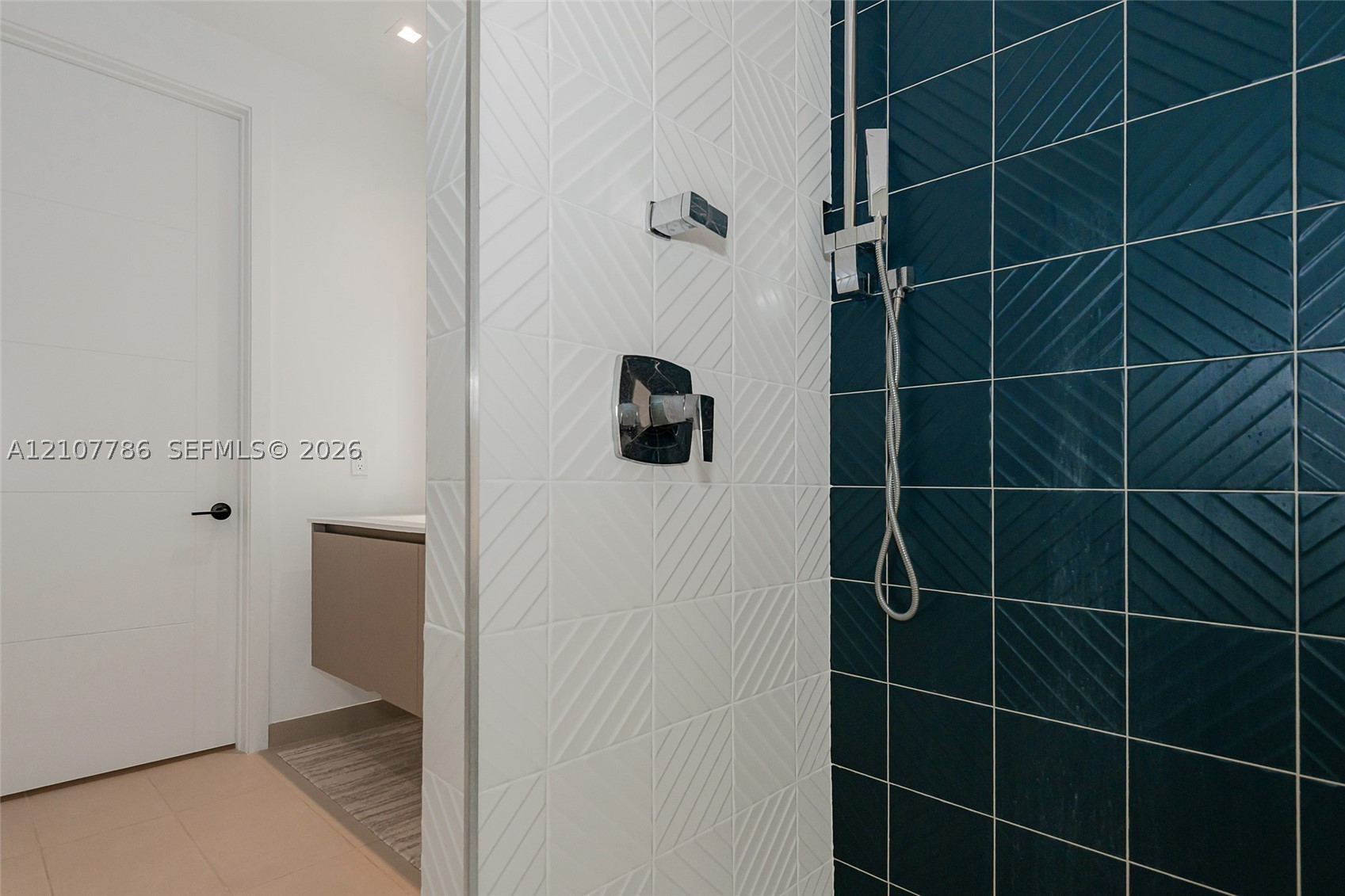 1030 15th St #214, Miami Beach FL 33139