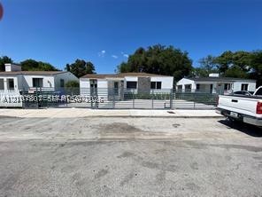 231 NW 44th St #0, Miami FL 33127