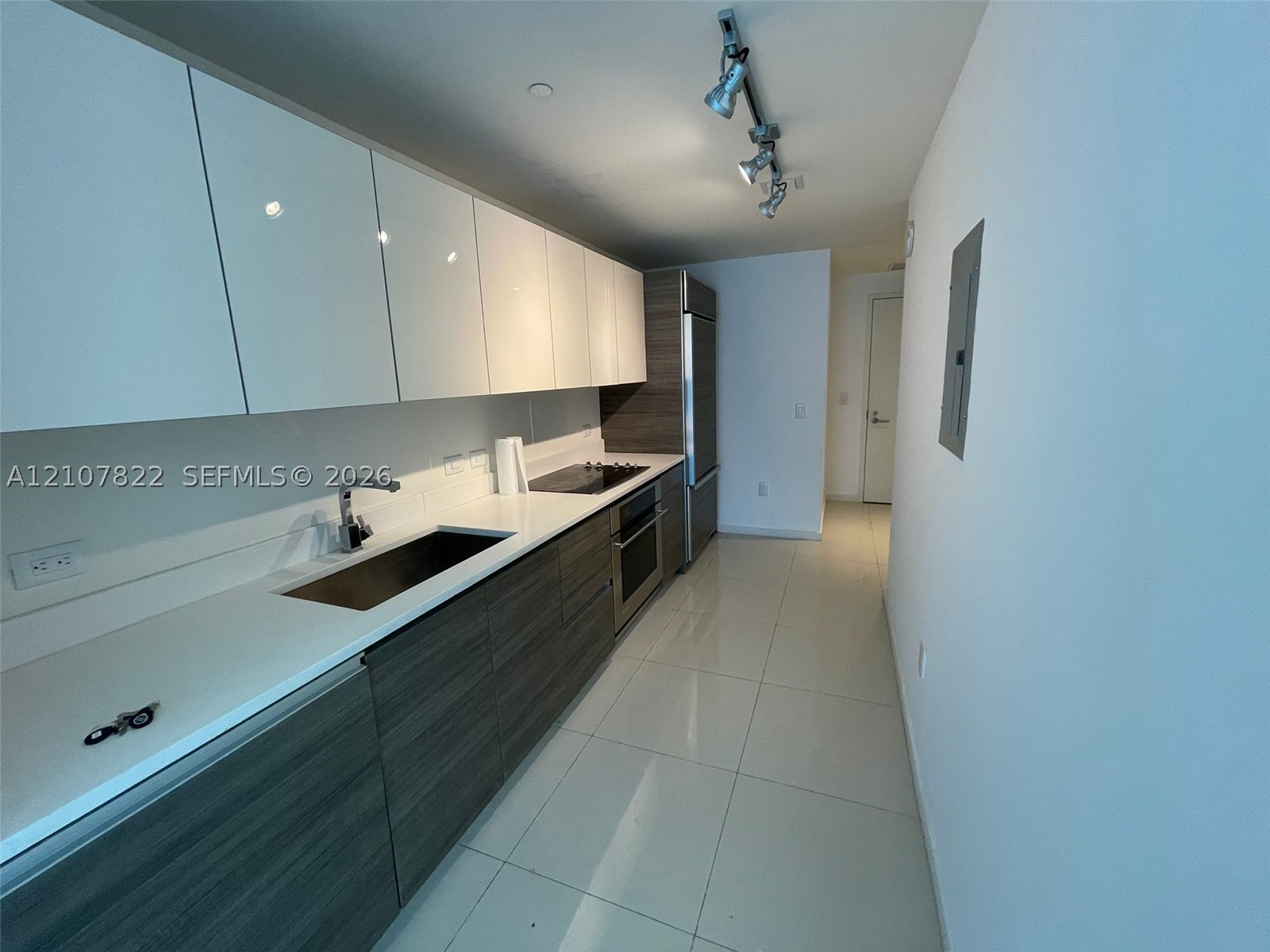 1100 S Miami Ave #1806, Miami FL 33130