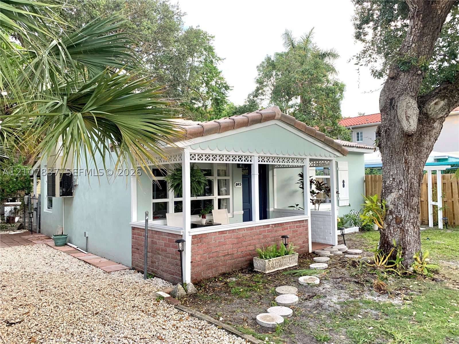 845 SW 11th Ct, Fort Lauderdale FL 33315