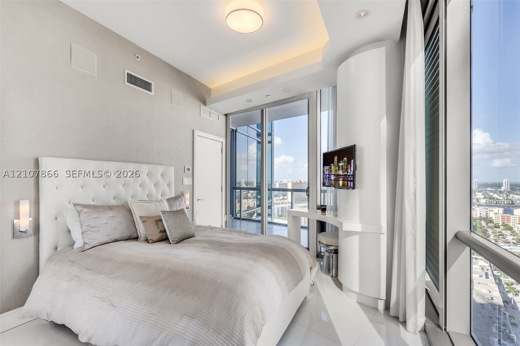 17121 Collins Ave #2608, Sunny Isles Beach FL 33160
