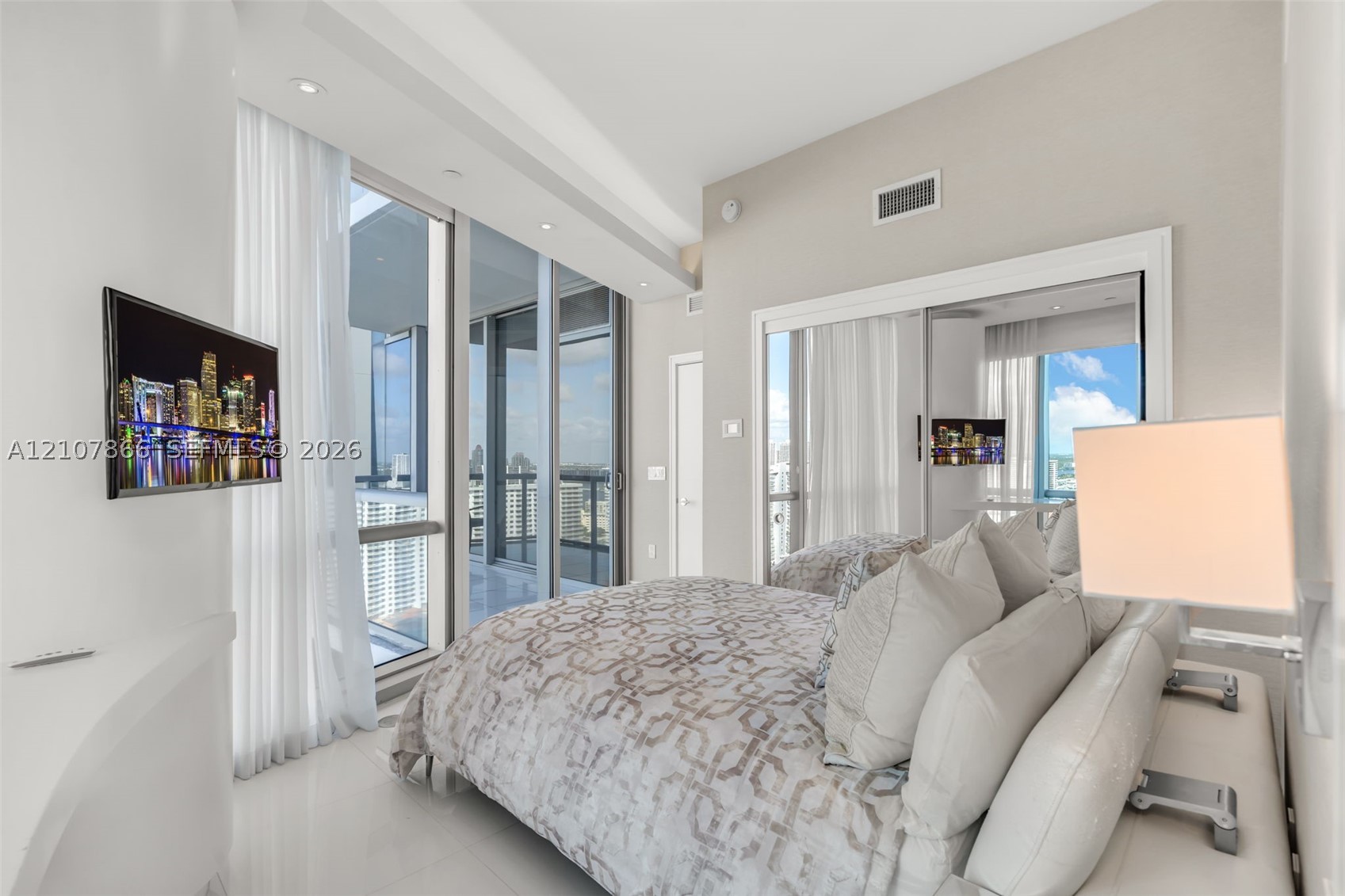 17121 Collins Ave #2608, Sunny Isles Beach FL 33160