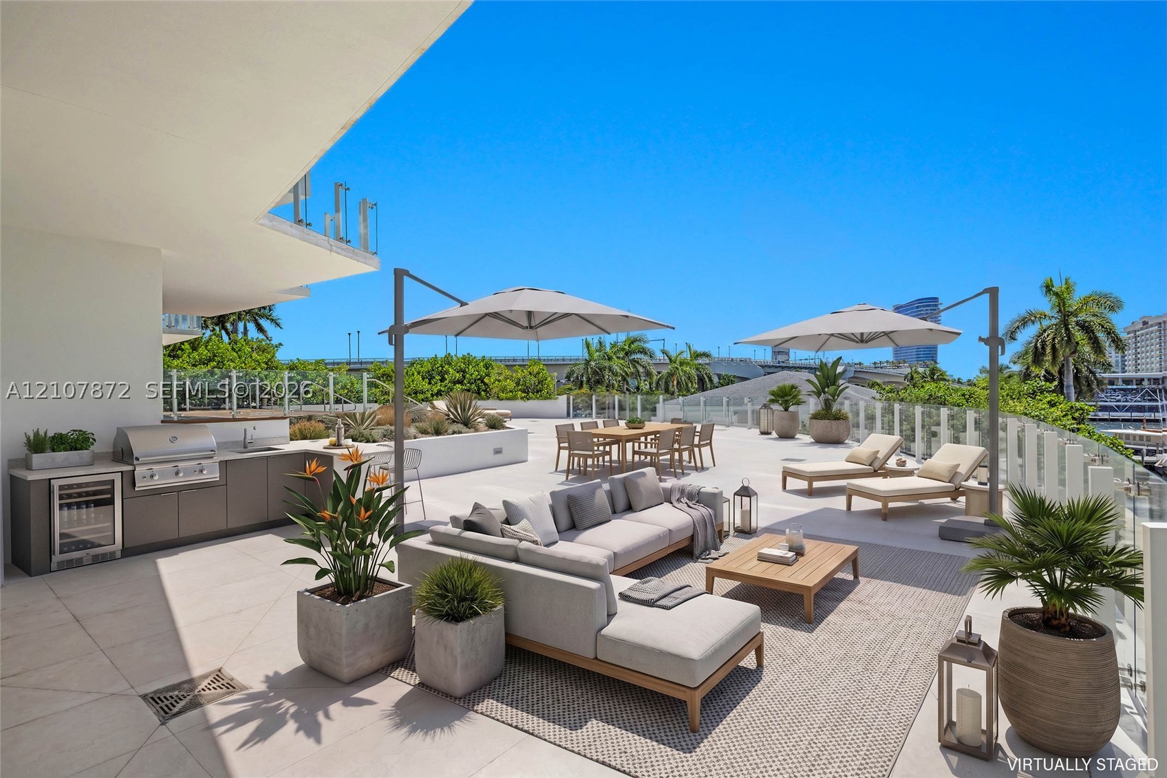 2221 SE 17th St #301, Fort Lauderdale FL 33316