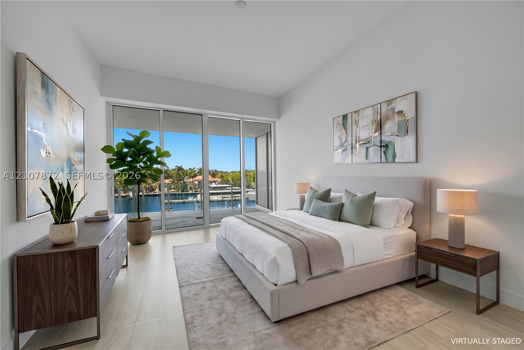 2221 SE 17th St #301, Fort Lauderdale FL 33316