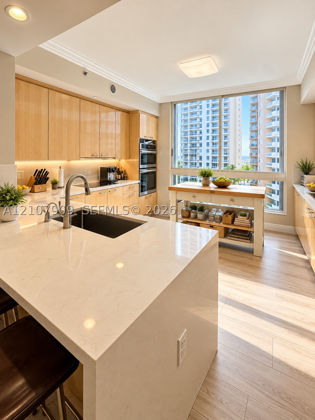 791 Crandon Blvd #1001, Key Biscayne FL 33149