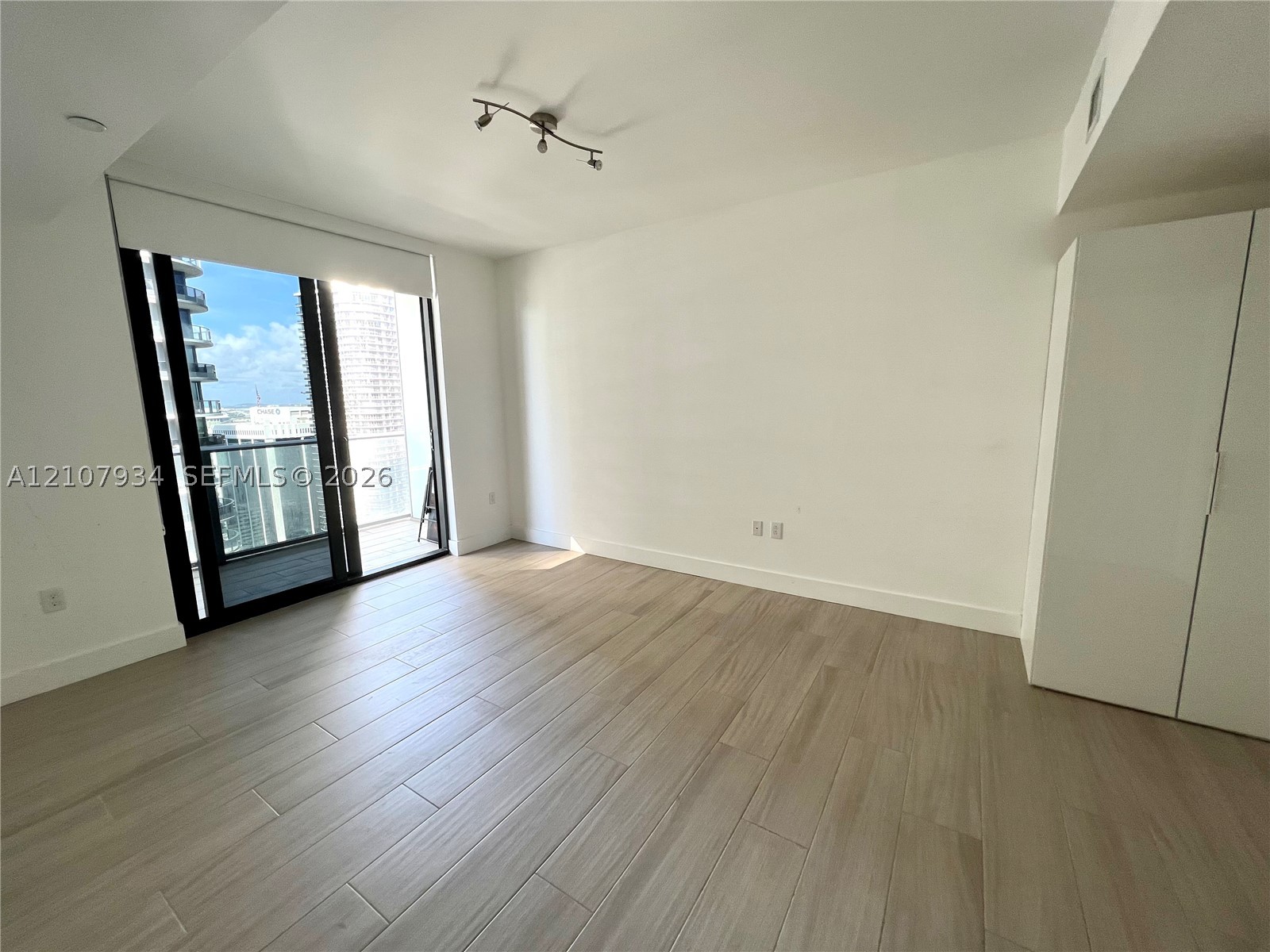 1010 Brickell Ave #3508, Miami FL 33131