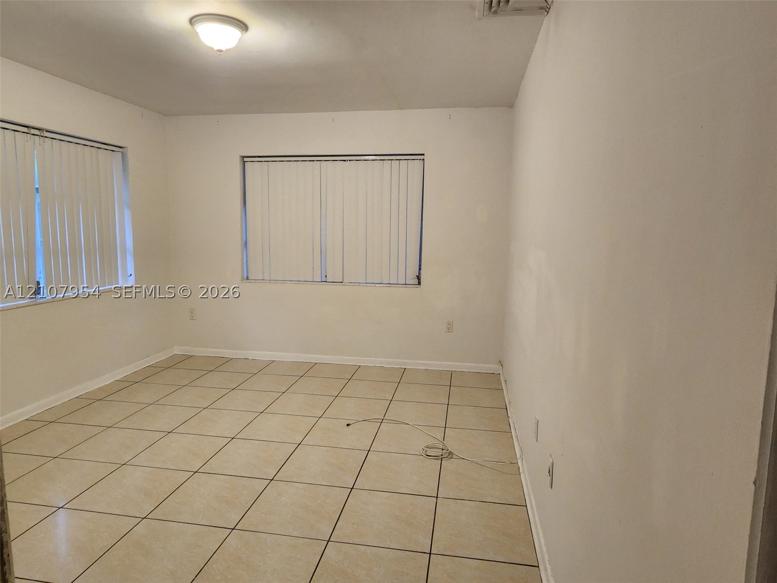 7105 SW 84th Ave, Miami FL 33143