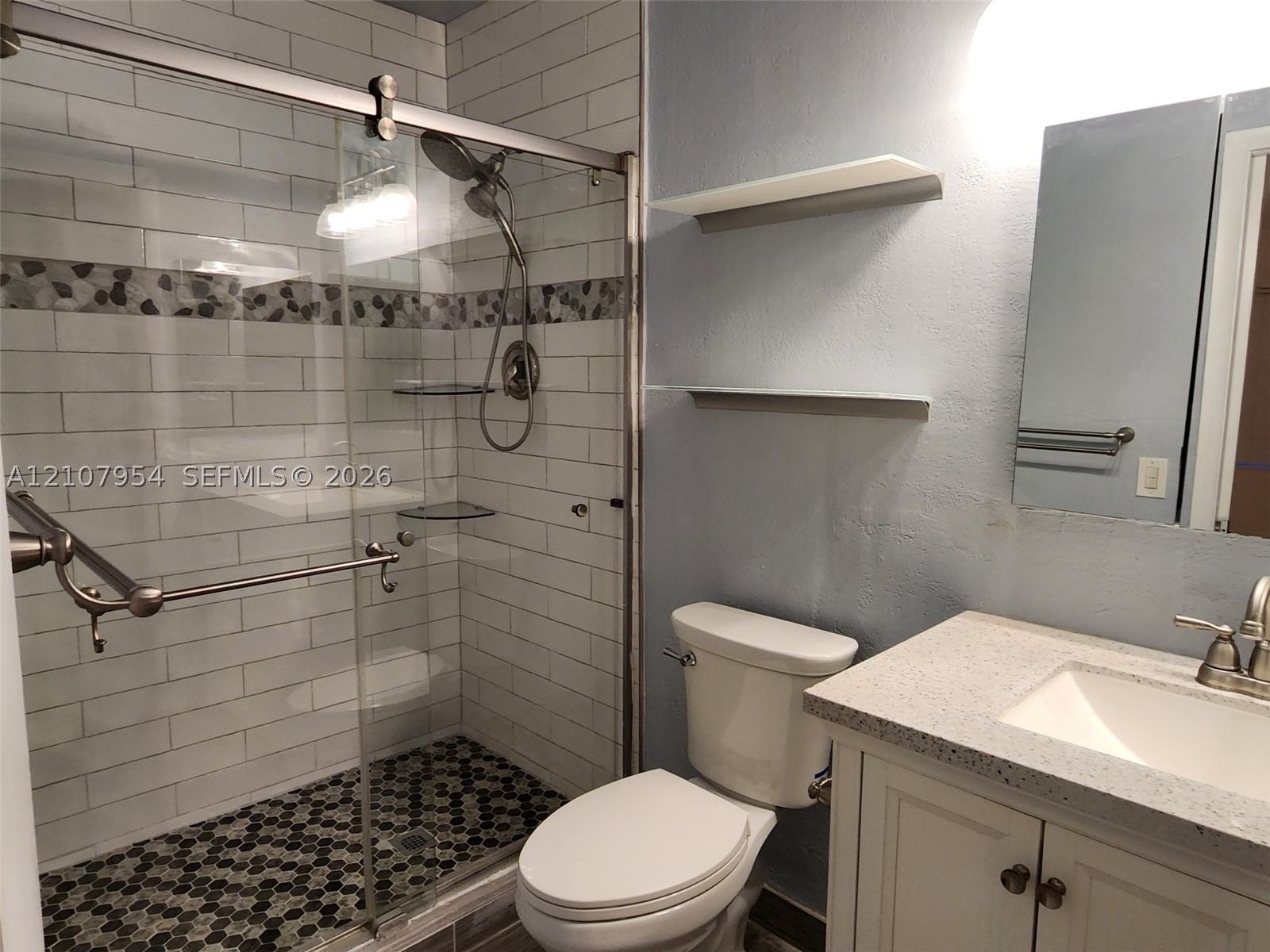 7105 SW 84th Ave, Miami FL 33143