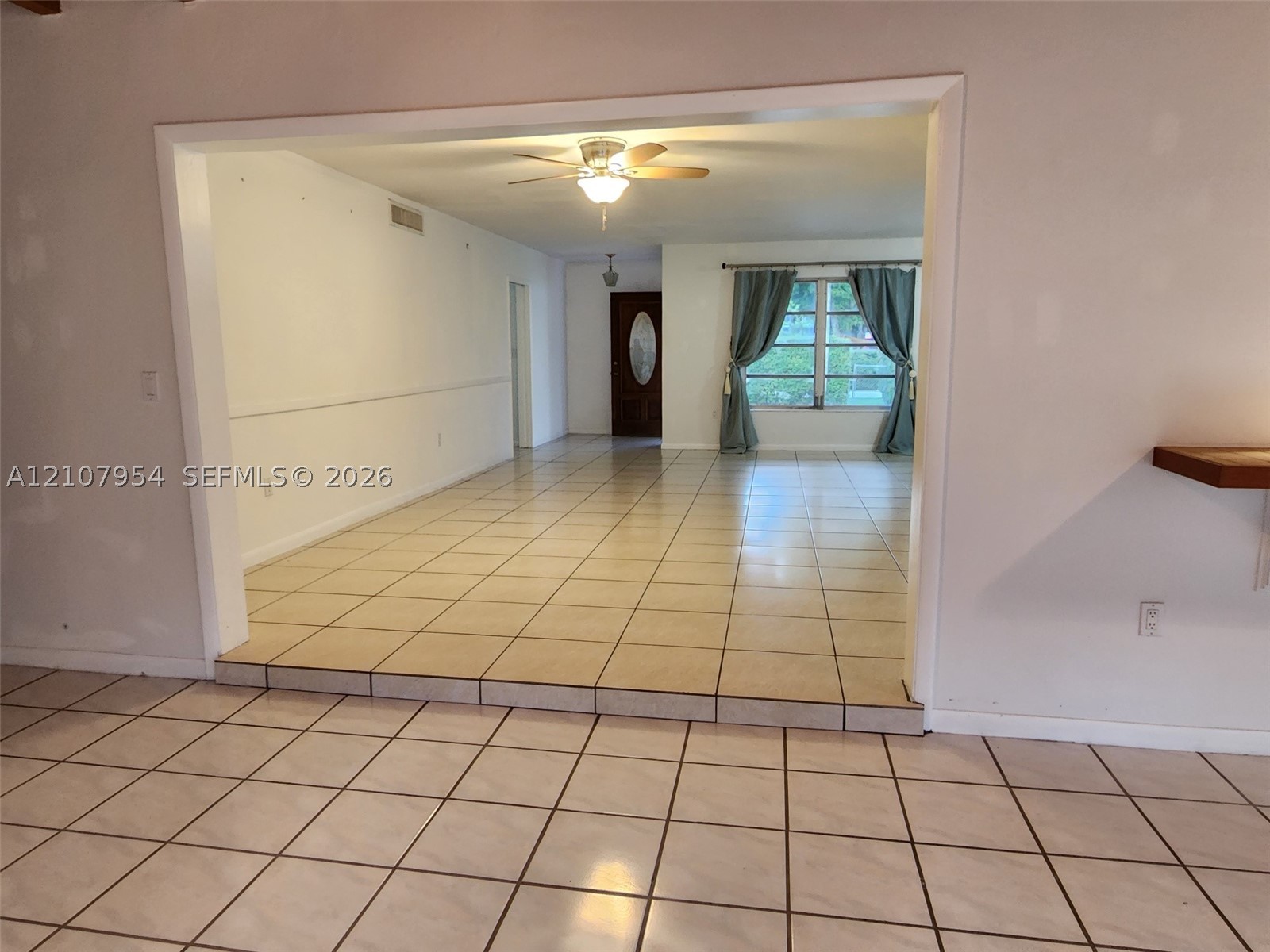 7105 SW 84th Ave, Miami FL 33143