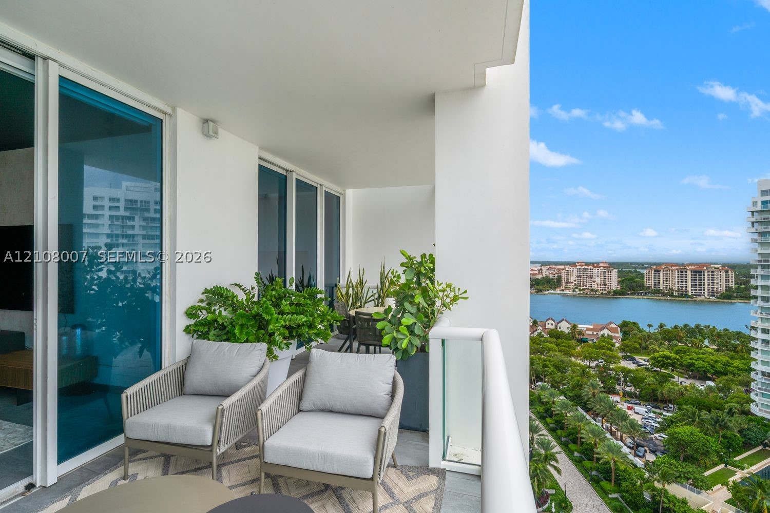 50 S Pointe Dr #1805, Miami Beach FL 33139