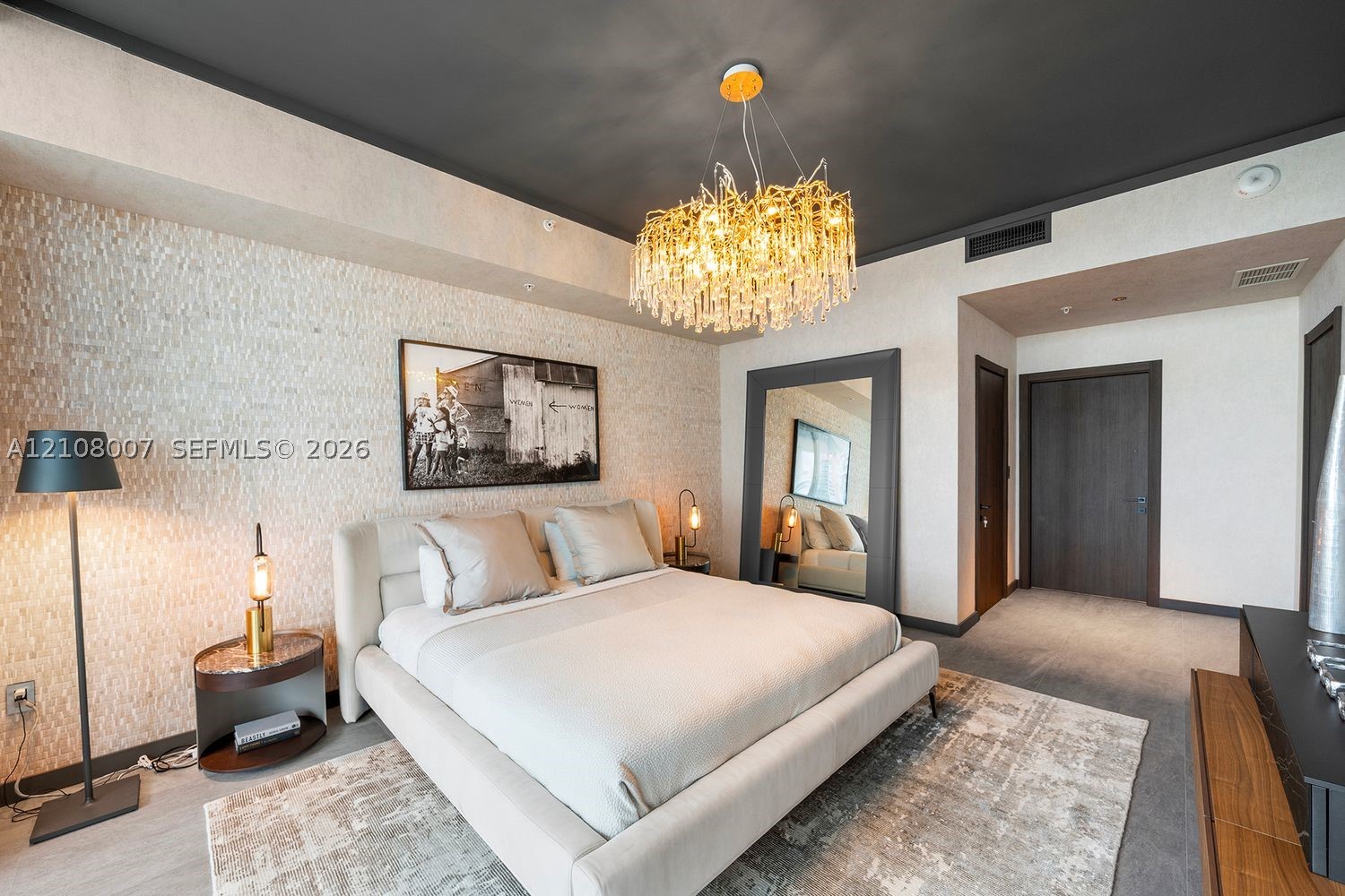 50 S Pointe Dr #1805, Miami Beach FL 33139