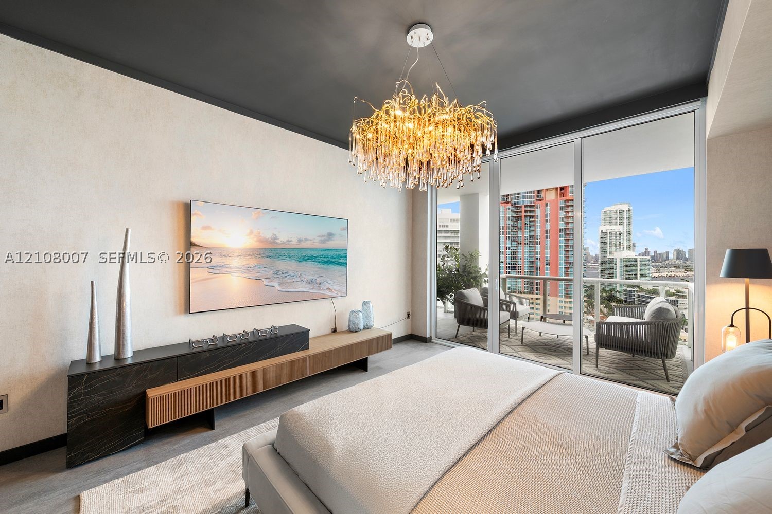 50 S Pointe Dr #1805, Miami Beach FL 33139