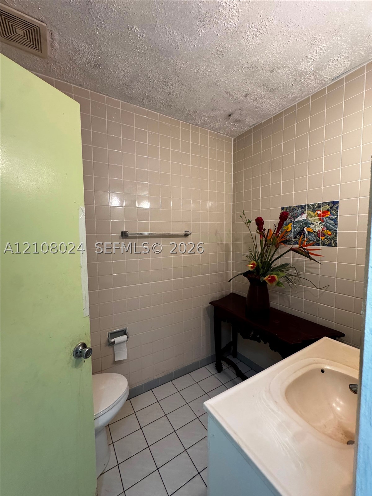 1251 NW 190th St #A, Miami Gardens FL 33169