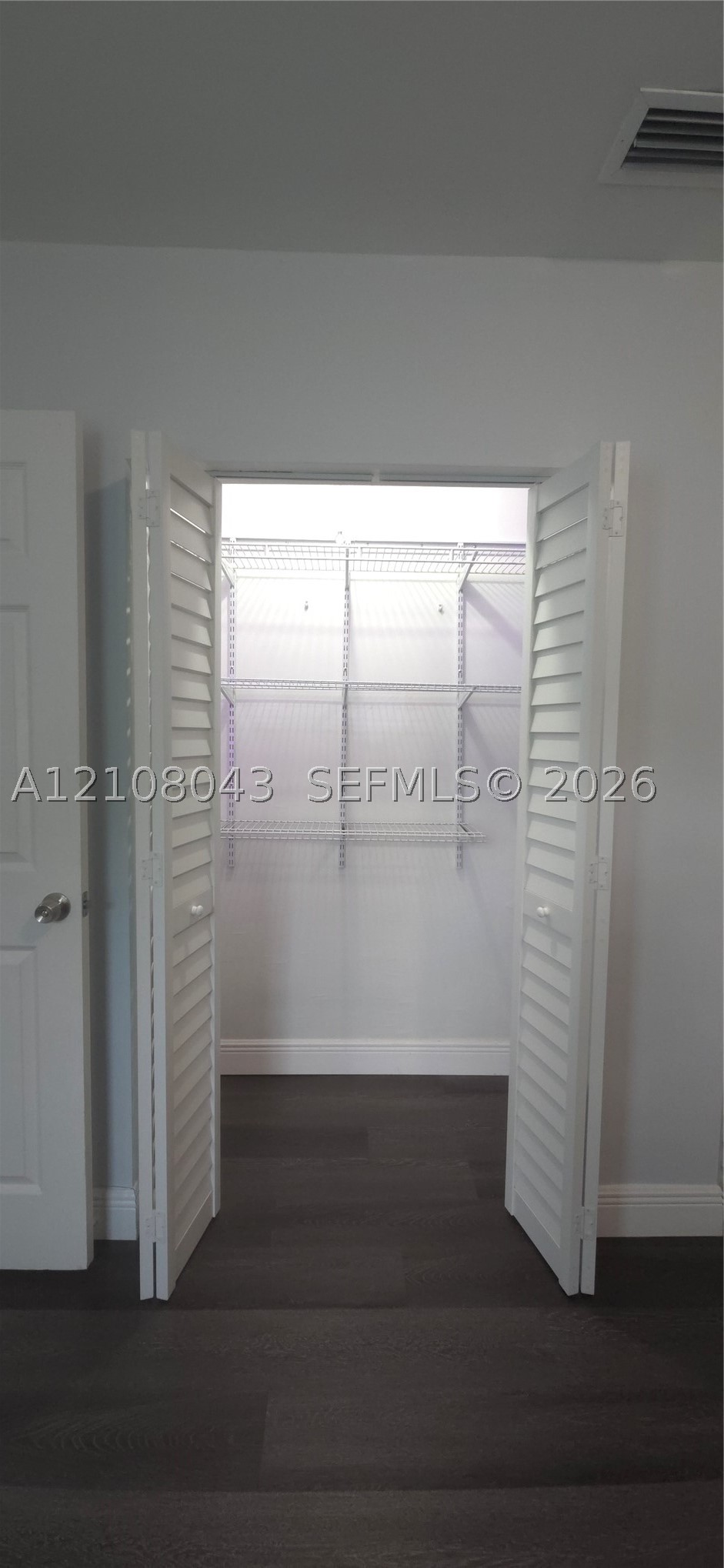 7176 SW 12th St #7176, Miami FL 33144