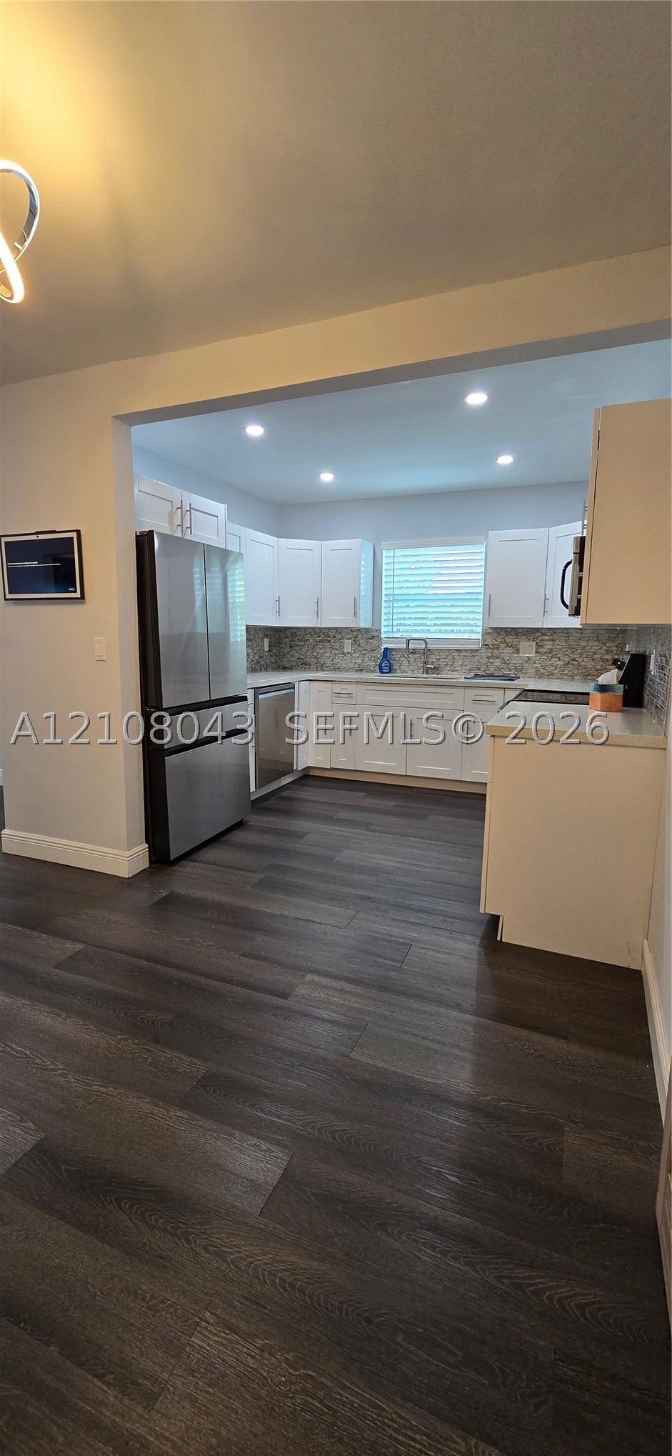 7176 SW 12th St #7176, Miami FL 33144