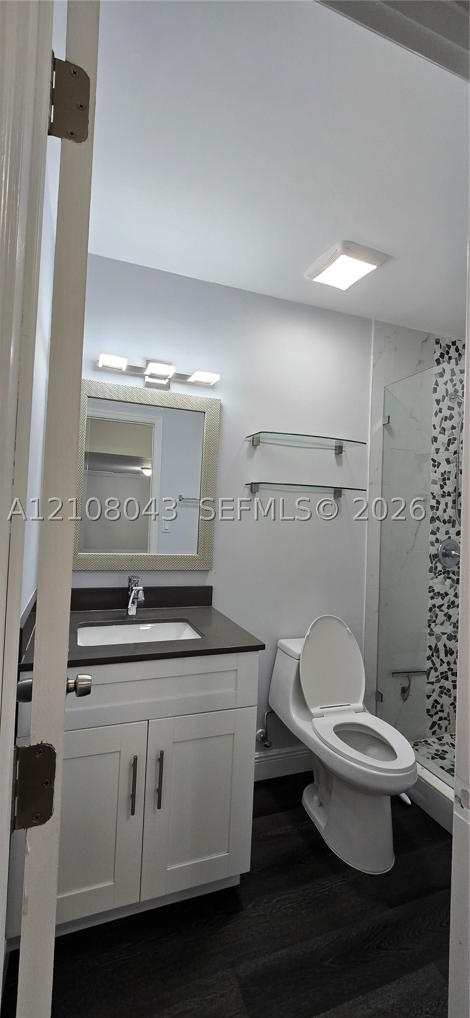 7176 SW 12th St #7176, Miami FL 33144