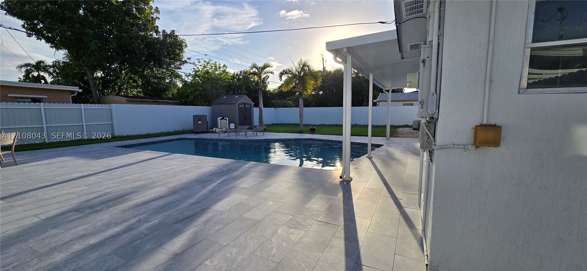 7176 SW 12th St #7176, Miami FL 33144