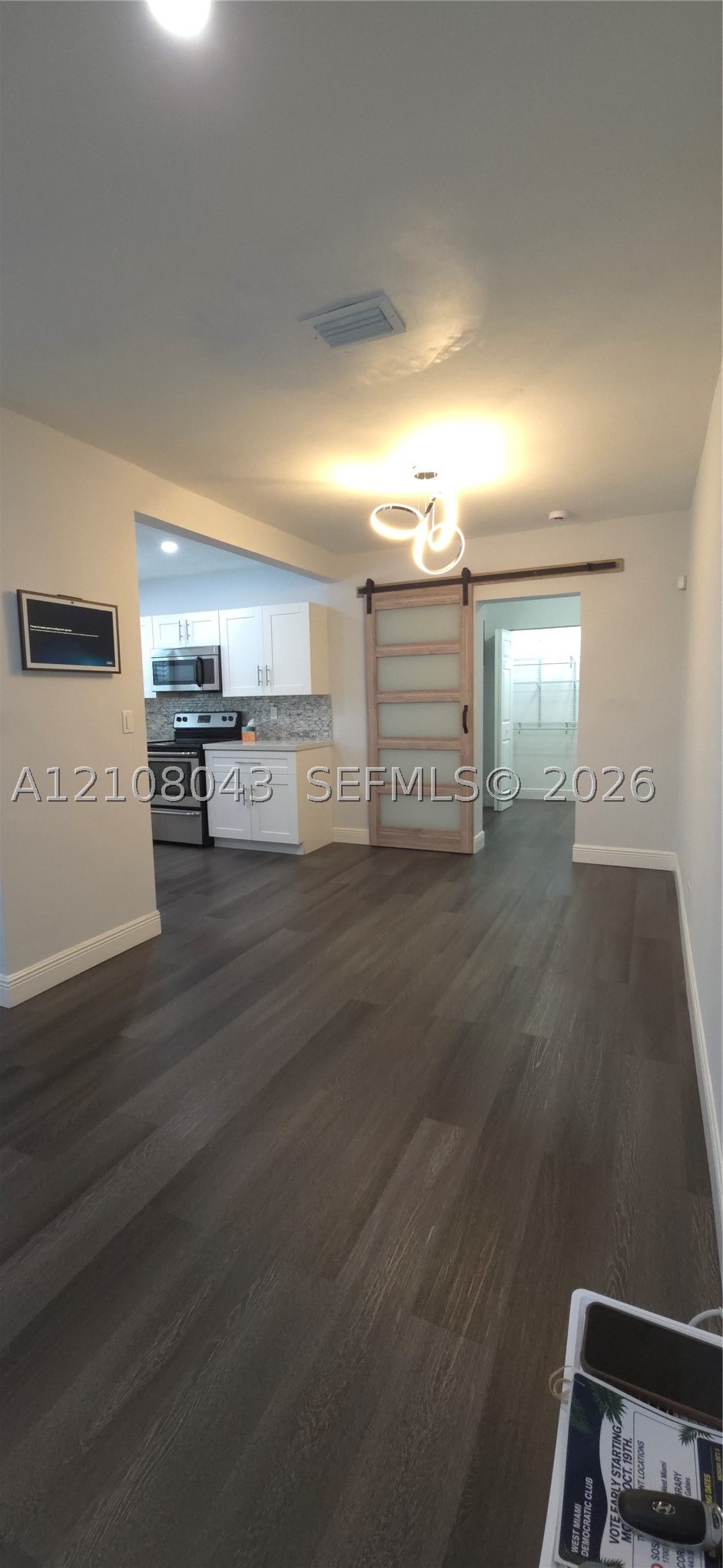 7176 SW 12th St #7176, Miami FL 33144