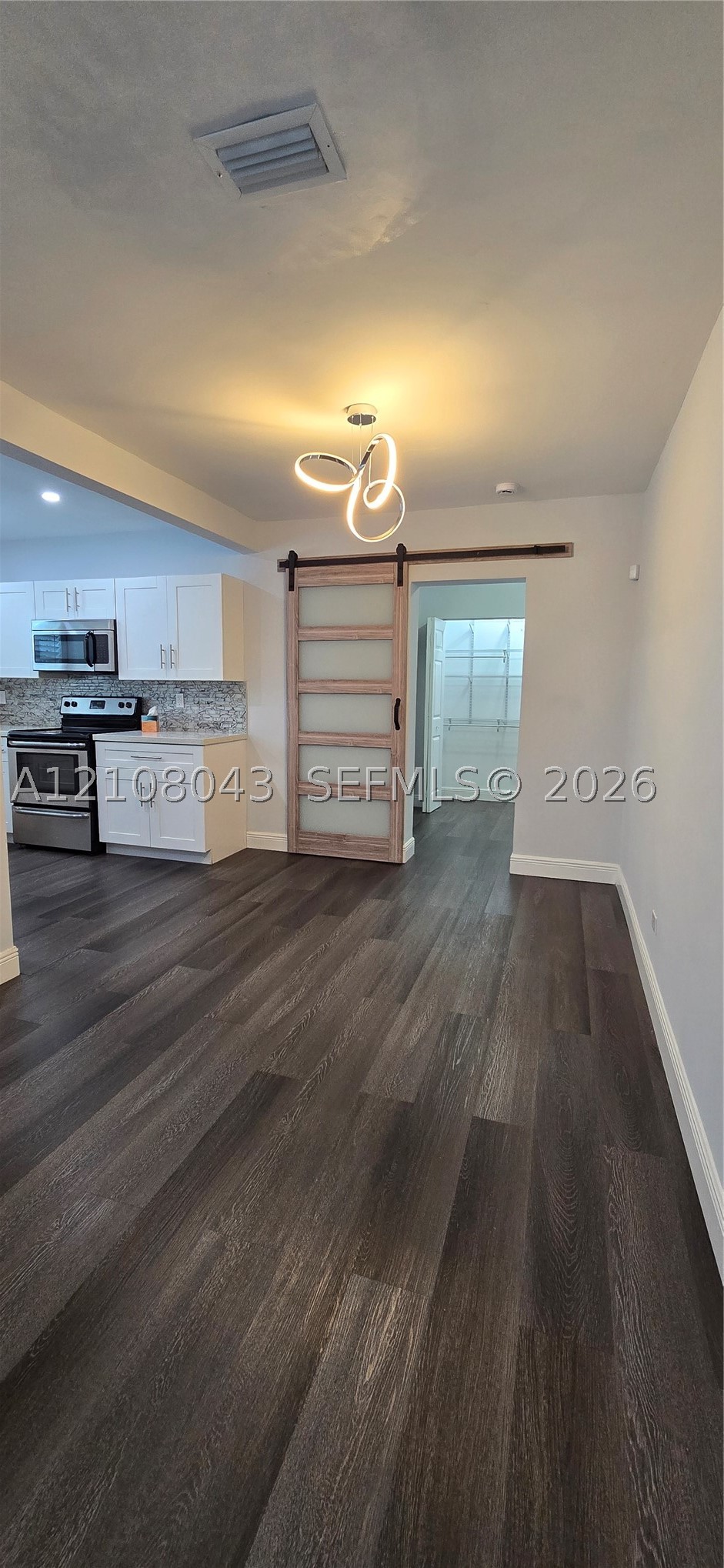 7176 SW 12th St #7176, Miami FL 33144