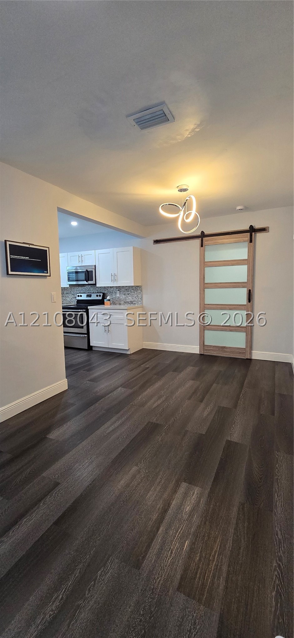 7176 SW 12th St #7176, Miami FL 33144